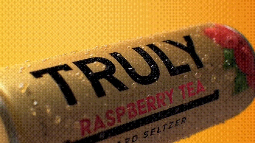 梵映学员胡一诺影视后期作品-TRULY树莓茶罐装饮料广告特写